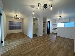 リノリノアパートメント 5階2LDKのリビング/ダイニング