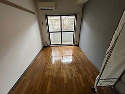 駅前Kビル 2階1Kのリビング/ダイニング