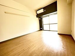 クレセント・ヒルズ 0503 5階2Kのリビング/ダイニング