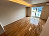 リビング/ダイニング：※別部屋の写真です