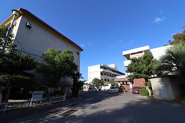 画像17:小学校「広島市立矢野西小学校まで680ｍ」