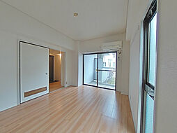 メープルリーフ 1階ワンルームのリビング/ダイニング