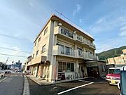 戸坂駅より徒歩9分 築44年7ヶ月 3階建の賃貸物件