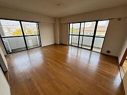 ムロヤビル 4階2LDKのリビング/ダイニング