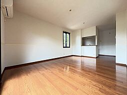 カーサ焼山中央　E棟 1階2LDKのリビング/ダイニング