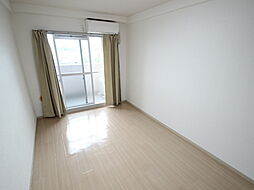 フレンズ 5階1Kのリビング/ダイニング