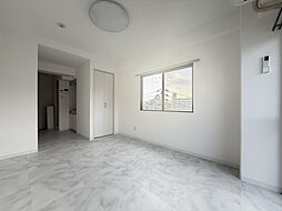 サンズビル 5階1Kのリビング/ダイニング