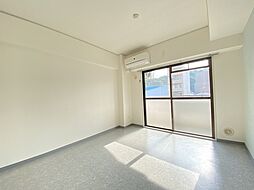 アベニュー西山 5階1Kのリビング/ダイニング