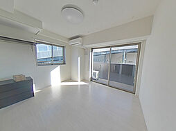 Region 2階1Kのリビング/ダイニング