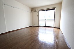 アヴァンティ東本浦 2階1Kのリビング/ダイニング