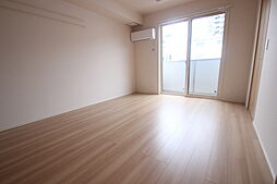 ロワジール 1階1Kのリビング/ダイニング