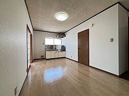 アパートＡＭＩ 201 2階1LDKのリビング/ダイニング