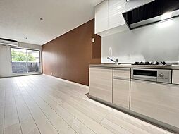 COCOAS廿日市駅前 2階1LDKのリビング/ダイニング