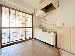 コーポ平本 5階1Kのリビング/ダイニング