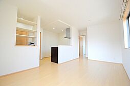 アイリスC 1階2LDKのリビング/ダイニング