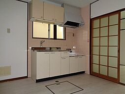 吉川ビル 1階3DKのリビング/ダイニング