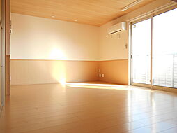 パストラル 1階1LDKのリビング/ダイニング