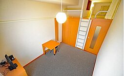 レオパレスレガーメ住吉 3階1Kのリビング/ダイニング