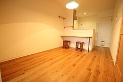 リノリノアパートメント美の里 1階1LDKのリビング/ダイニング