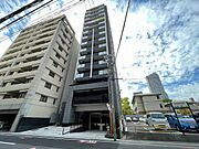 広島駅より徒歩12分 築5年6ヶ月 15階建の賃貸物件