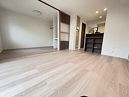 D-ROOM八本松南 1階2LDKのリビング/ダイニング