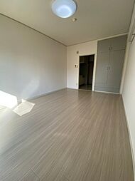 エステート平成 2階1Kのリビング/ダイニング