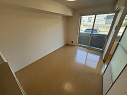 メゾン・ド・CHT 1階1LDKのリビング/ダイニング