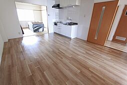 鈴峰ビル 6階3LDKのリビング/ダイニング