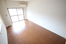 グラビスコート西原駅前 3階ワンルームのリビング/ダイニング