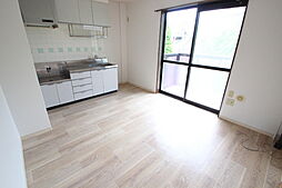 フォブール八木Ｃ棟 2階3DKのリビング/ダイニング