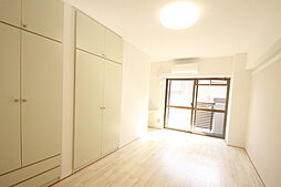 Ｋ’ｓＢ　祇園 8階1Kのリビング/ダイニング