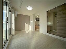 トリシア・ヒナ 3階1LDKのリビング/ダイニング