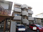 県病院前駅より徒歩12分 3階 築38年11ヶ月の賃貸物件