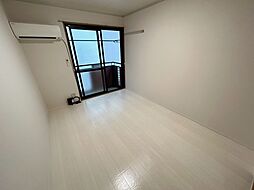 サウザンドサニー 1階1Kのリビング/ダイニング