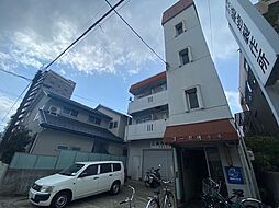 2 / 4