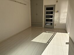 エステート平成 2階1Kのリビング/ダイニング