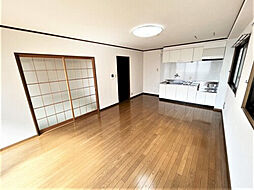 グランドールアサヒ 2階2SLDKのリビング/ダイニング