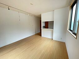 シェソワＳＡＴＳＵＮＯ　　Ｅ棟 1階1LDKのリビング/ダイニング