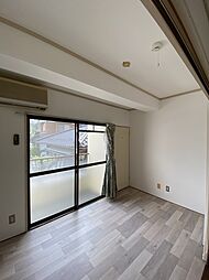 メープル琥珀 2階1Kのリビング/ダイニング