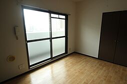 シングルピア五日市 6階1Kのリビング/ダイニング