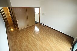 クレベール相原 3階2Kのリビング/ダイニング