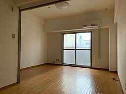 幟ビル 3階ワンルームのリビング/ダイニング