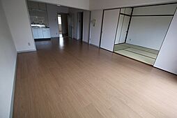 卸センターＤ棟 2階3LDKのリビング/ダイニング