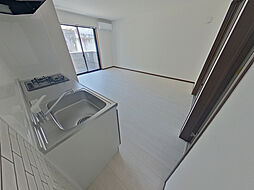 フォレスト青崎 1階1LDKのリビング/ダイニング