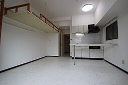 幟町シールド 3階1Kのリビング/ダイニング