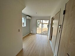 メゾンカリーノ牛田新町NO1 1階1DKのリビング/ダイニング