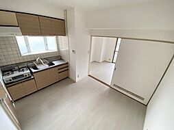 サンハイム庚午南 3階1DKのリビング/ダイニング