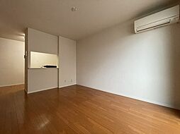 フラットスクエア庚午北 2階3LDKのリビング/ダイニング