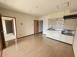 グリーン栄松園 2階3SLDKのリビング/ダイニング