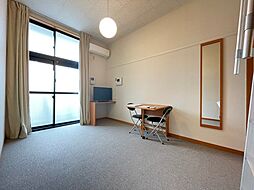 レオパレス南の風 4階1Kのリビング/ダイニング